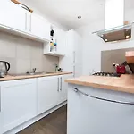 1 Bedroom With Private Roof Terrace London