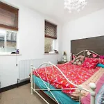 1 Bedroom With Private Roof Terrace London